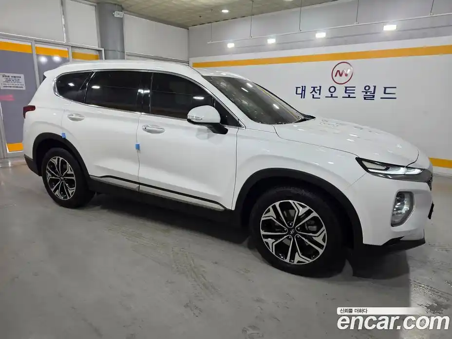 Hyundai Santa Fe 2018 2.0 гидро в Москве № 1417608, фото 6