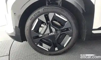Kia EV3 2025 0.2 гидро в Москве № 1418154, миниатюра 5