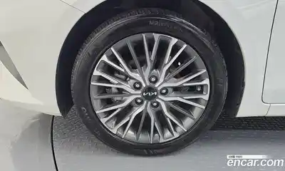 Kia K3 2024 1.6 гидро в Москве № 1418342, миниатюра 5