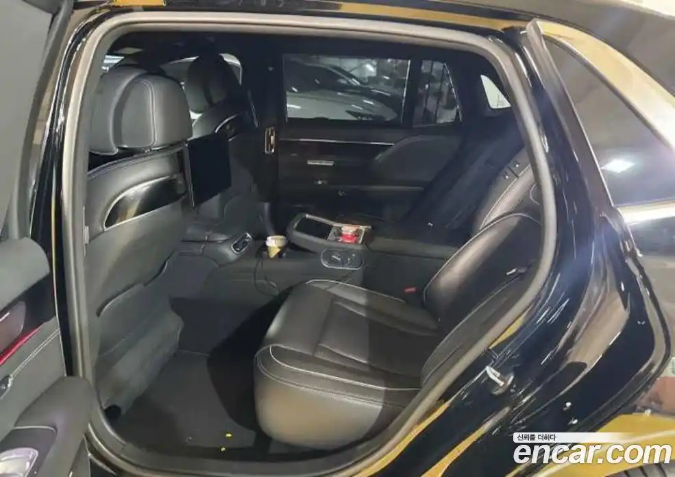Genesis G90 2023 3.5 гидро в Москве № 1418477, фото 11