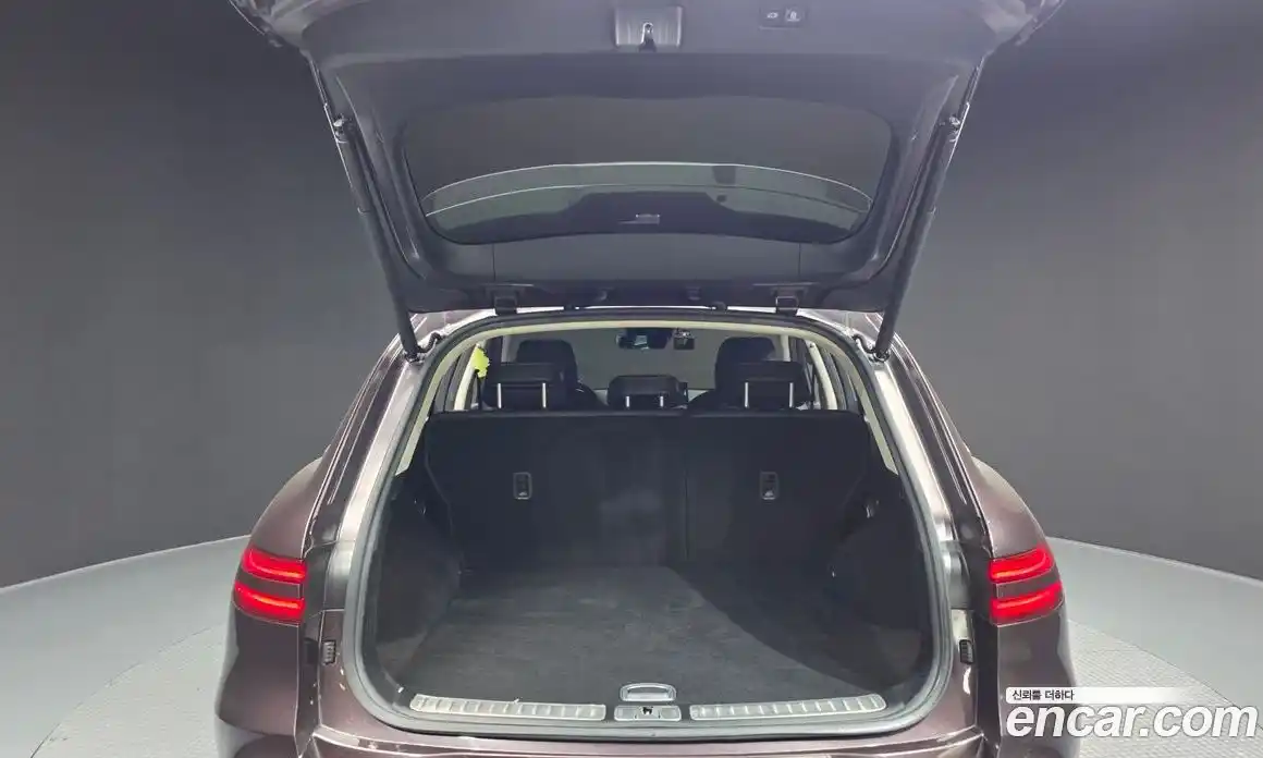 Genesis GV70 2021 2.5 Автомат в Москве № 1418590, фото 20