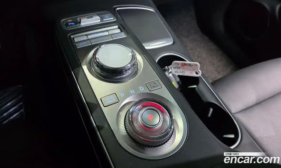 Genesis GV70 2021 2.5 Автомат в Москве № 1418590, фото 9