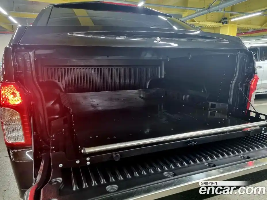 SsangYong Korando 2016 2.2 Автомат в Москве № 1419448, фото 15