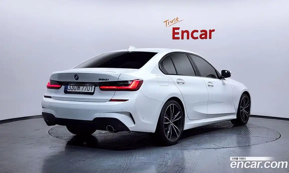 BMW 3-Series 2022 2.0 Автомат в Москве № 1419747, фото 2