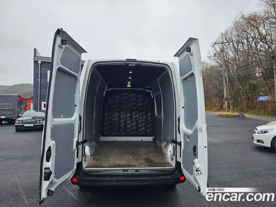 Renault Master 2019 2.3 механика в Москве № 1421274, фото 5