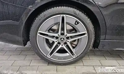 Mercedes-Benz C-Class 2024 2.0 гидро в Москве № 1421598, миниатюра 5