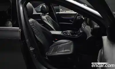 Mercedes-Benz E-Class 2018 2.0 гидро в Москве № 1422000, миниатюра 11