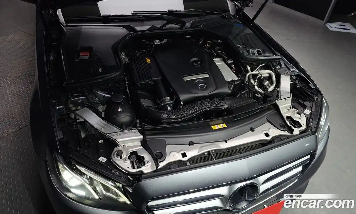Mercedes-Benz E-Class 2018 2.0 гидро в Москве № 1422000, фото 6