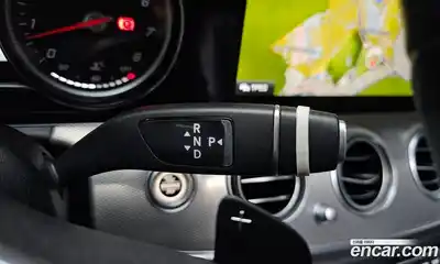 Mercedes-Benz E-Class 2018 2.0 гидро в Москве № 1422000, миниатюра 9