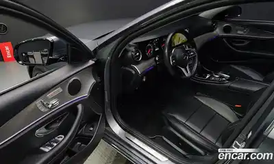 Mercedes-Benz E-Class 2018 2.0 гидро в Москве № 1422000, миниатюра 10