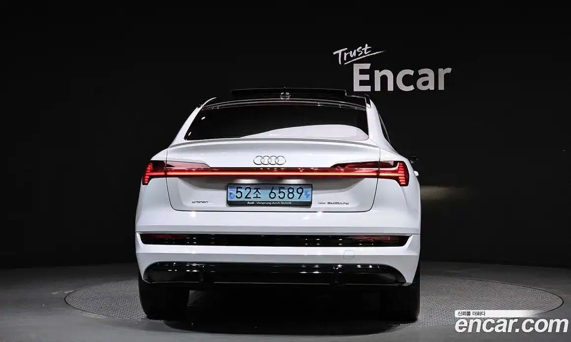 Audi e-tron 2021 0.2 гидро в Москве № 1422487, фото 4