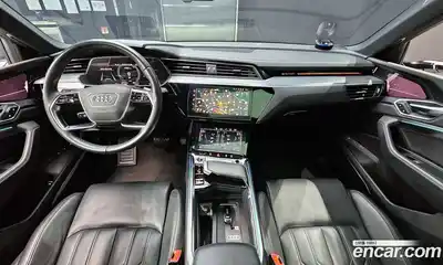 Audi e-tron 2021 0.2 гидро в Москве № 1422487, миниатюра 7