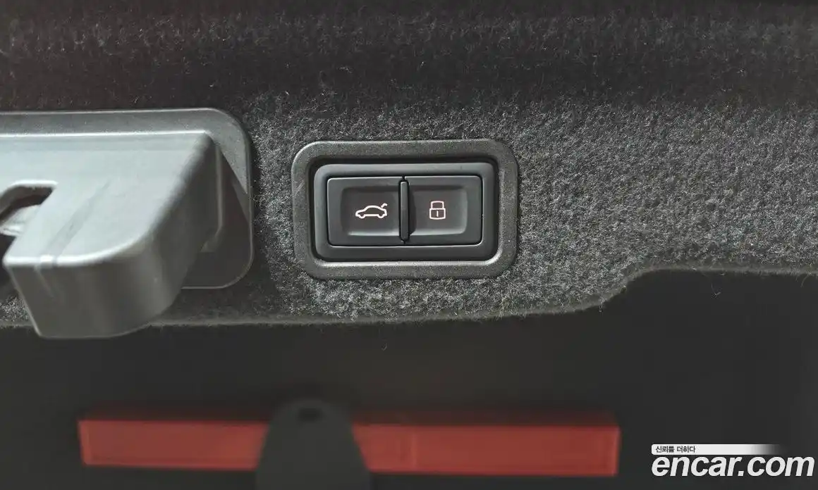 Audi A8 2015 4.0 гидро в Москве № 1422678, фото 20