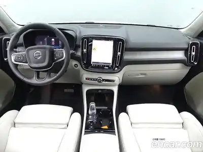 Volvo XC40 2024 2.0 гидро в Москве № 1422829, миниатюра 7