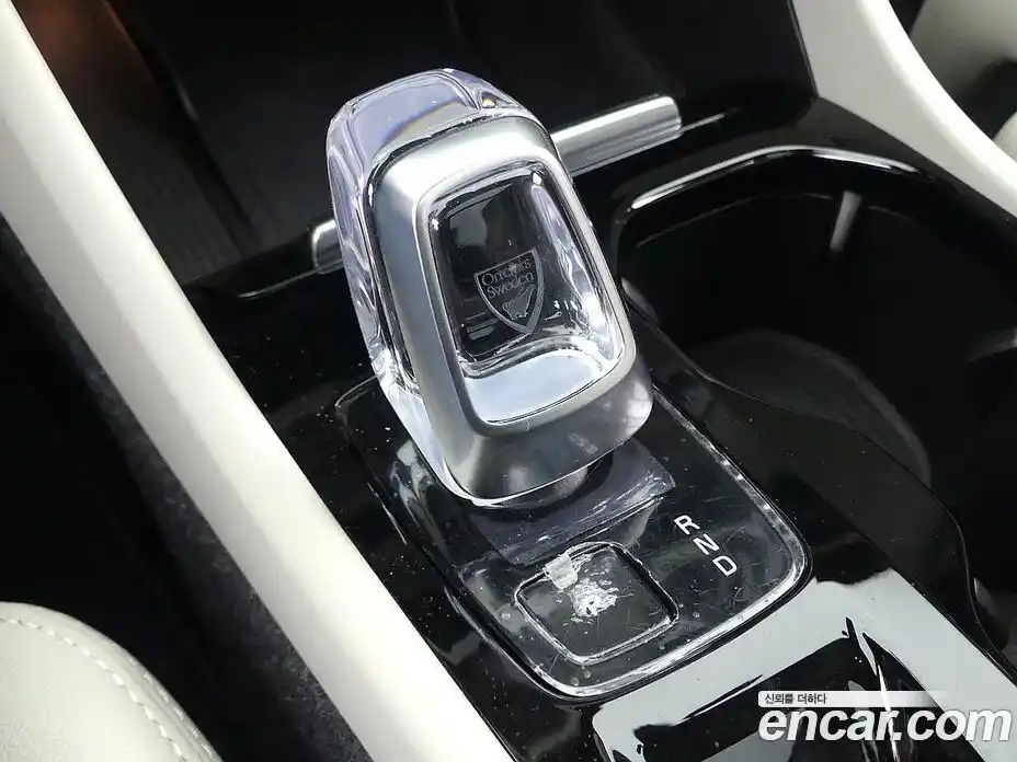 Volvo XC40 2024 2.0 гидро в Москве № 1422829, фото 9