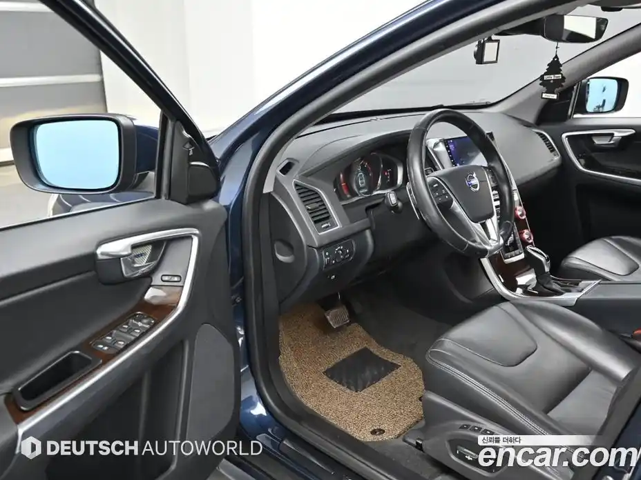 Volvo XC60 2015 2.0 гидро в Москве № 1422965, фото 11