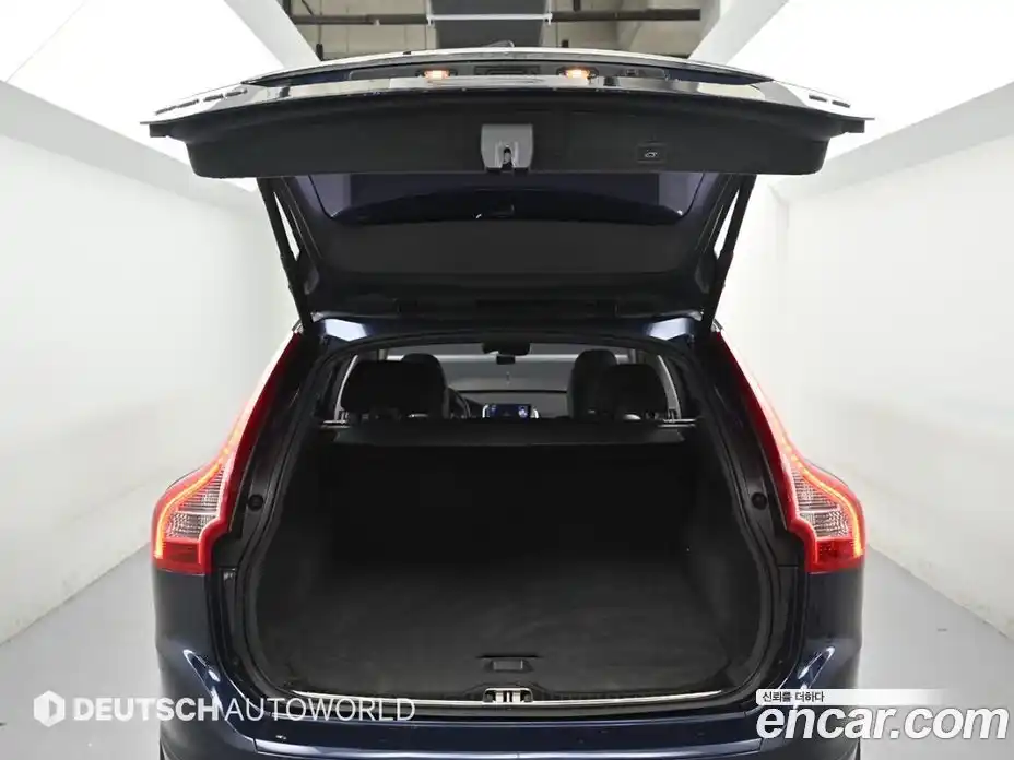 Volvo XC60 2015 2.0 гидро в Москве № 1422965, фото 20