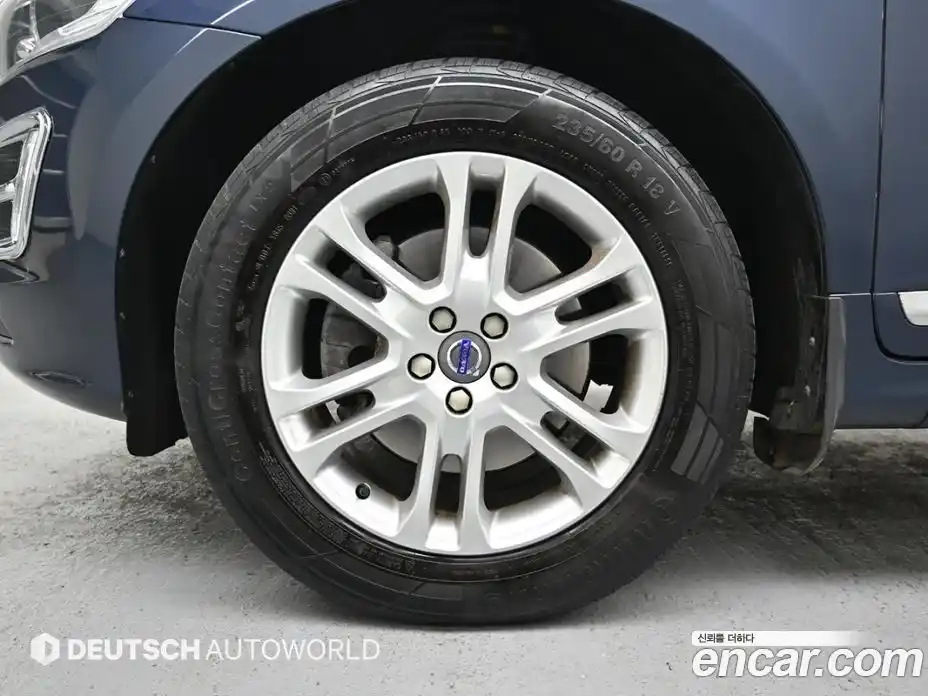 Volvo XC60 2015 2.0 гидро в Москве № 1422965, фото 5