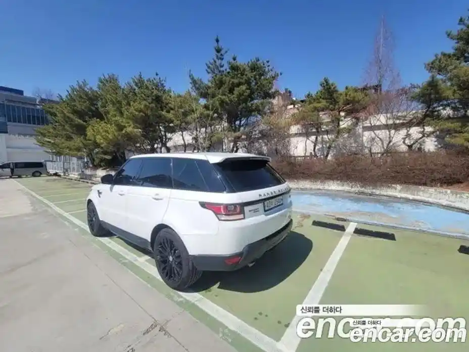 Land Rover Range-Rover Sport 2015 3.0 гидро в Москве № 1423429, фото 18
