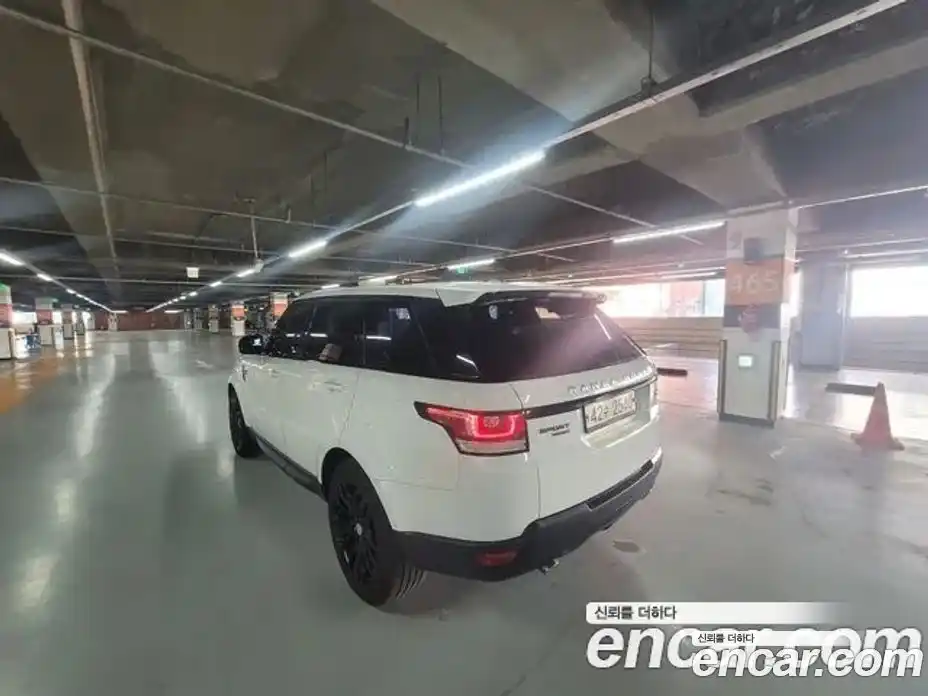 Land Rover Range-Rover Sport 2015 3.0 гидро в Москве № 1423429, фото 7
