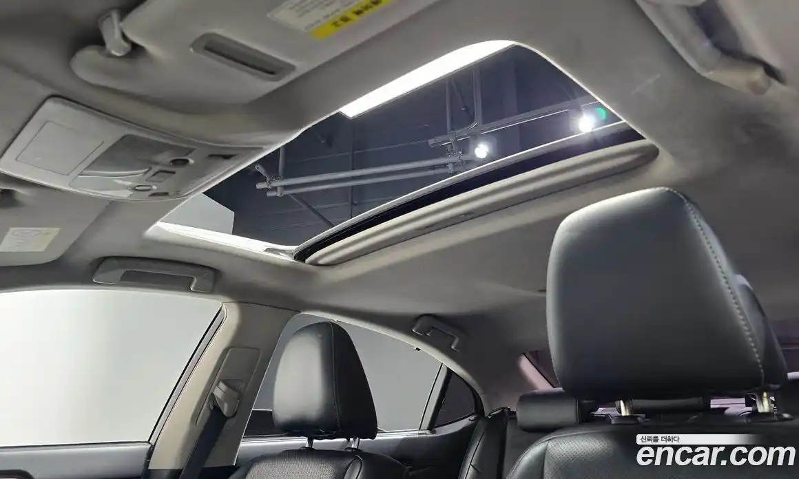 Lexus ES 2015 2.5 гидро в Москве № 1424045, фото 19