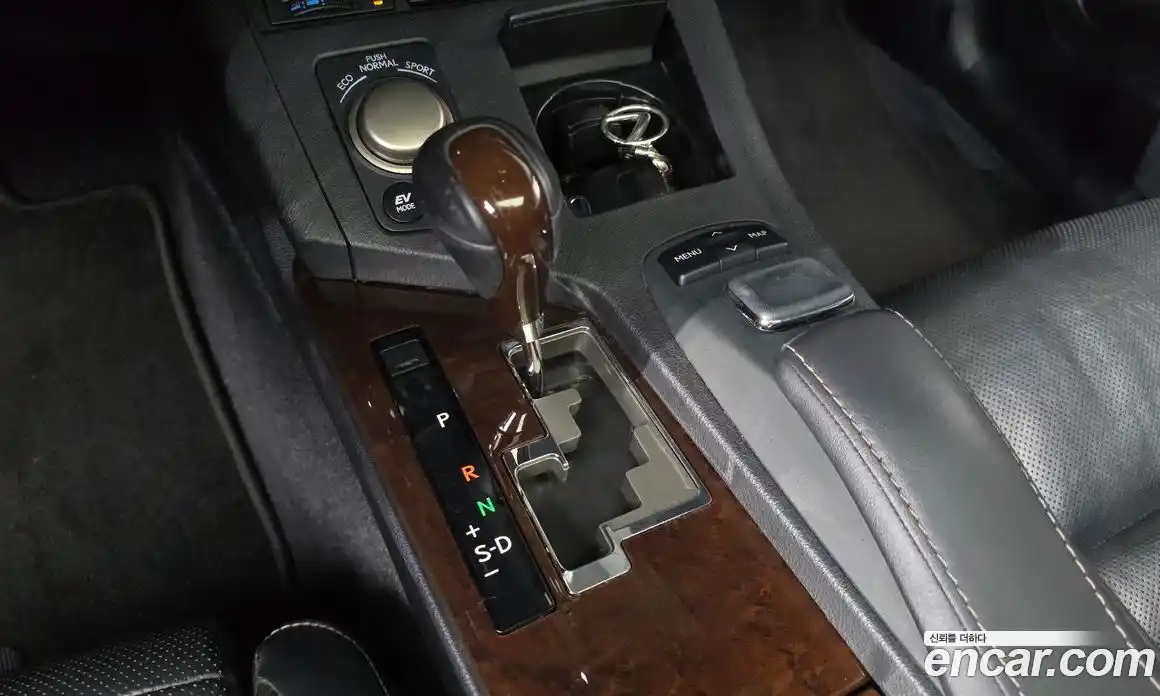 Lexus ES 2015 2.5 гидро в Москве № 1424045, фото 9