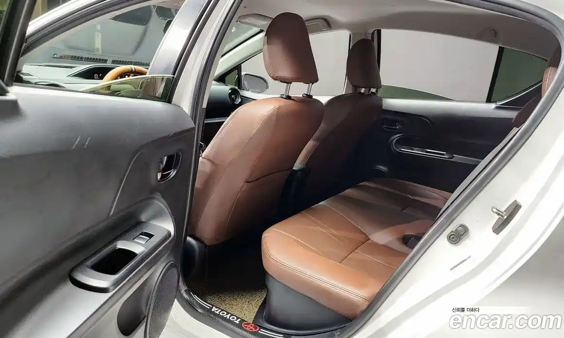 Toyota Prius 2018 1.5 гидро в Москве № 1424519, фото 12