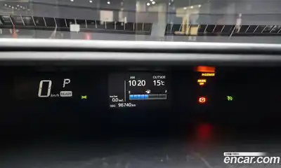 Toyota Prius 2018 1.5 гидро в Москве № 1424519, миниатюра 8