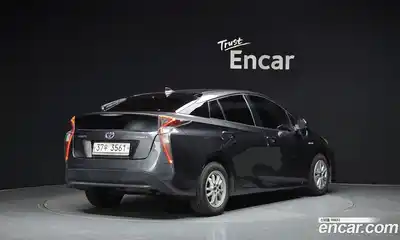 Toyota Prius 2018 1.8 гидро в Москве № 1424541, миниатюра 2