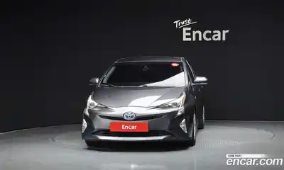Toyota Prius 2018 1.8 гидро в Москве № 1424541, миниатюра 3
