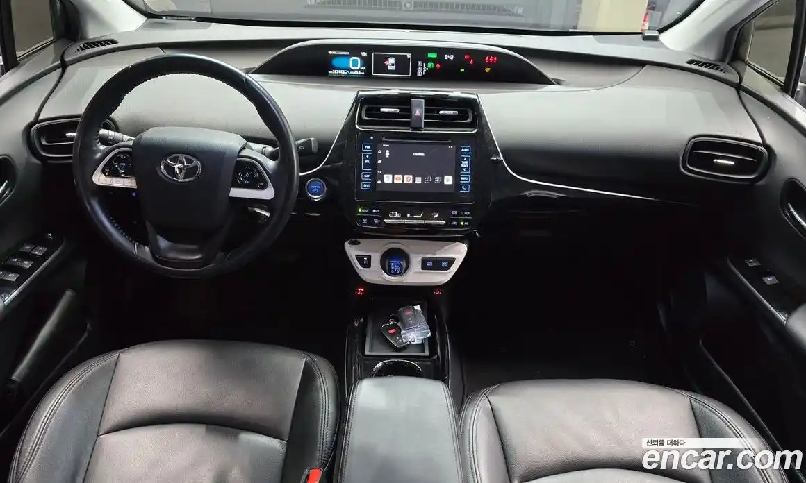 Toyota Prius 2018 1.8 гидро в Москве № 1424541, фото 7