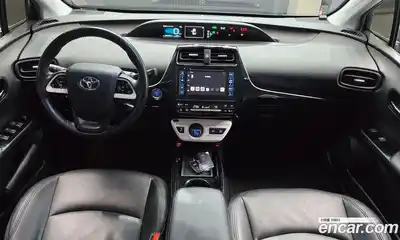 Toyota Prius 2018 1.8 гидро в Москве № 1424541, миниатюра 7