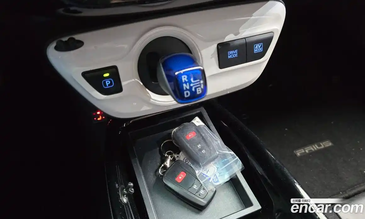 Toyota Prius 2018 1.8 гидро в Москве № 1424541, фото 9