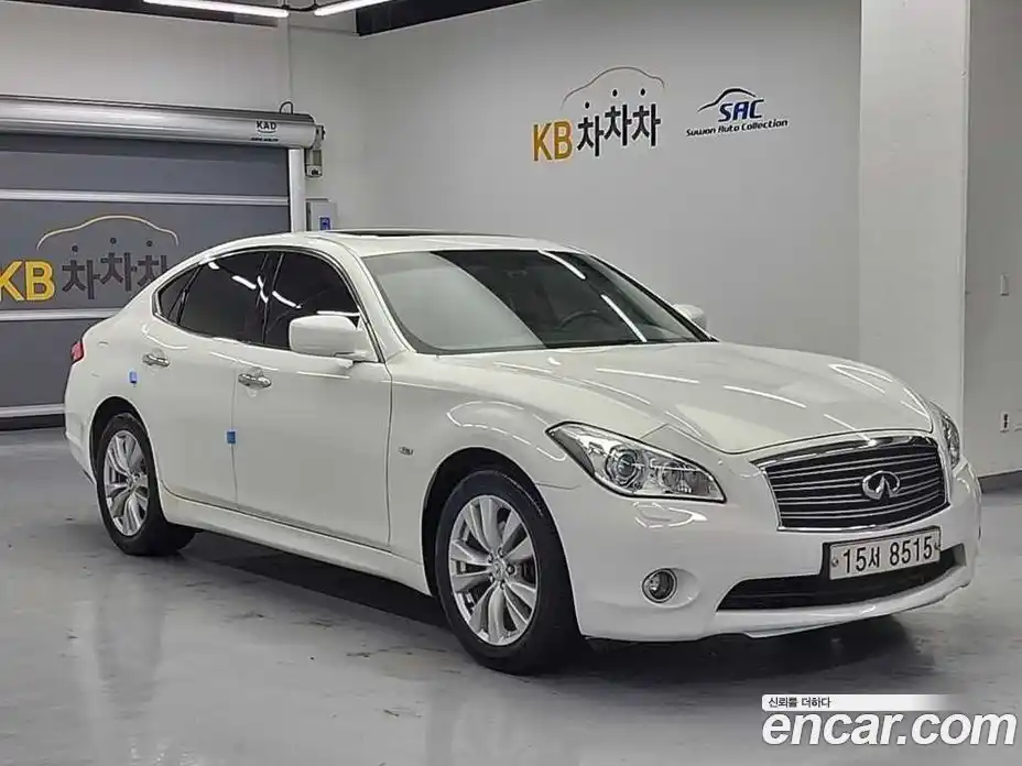 Infiniti M 2011 3.7 гидро в Москве № 1424580, фото 4