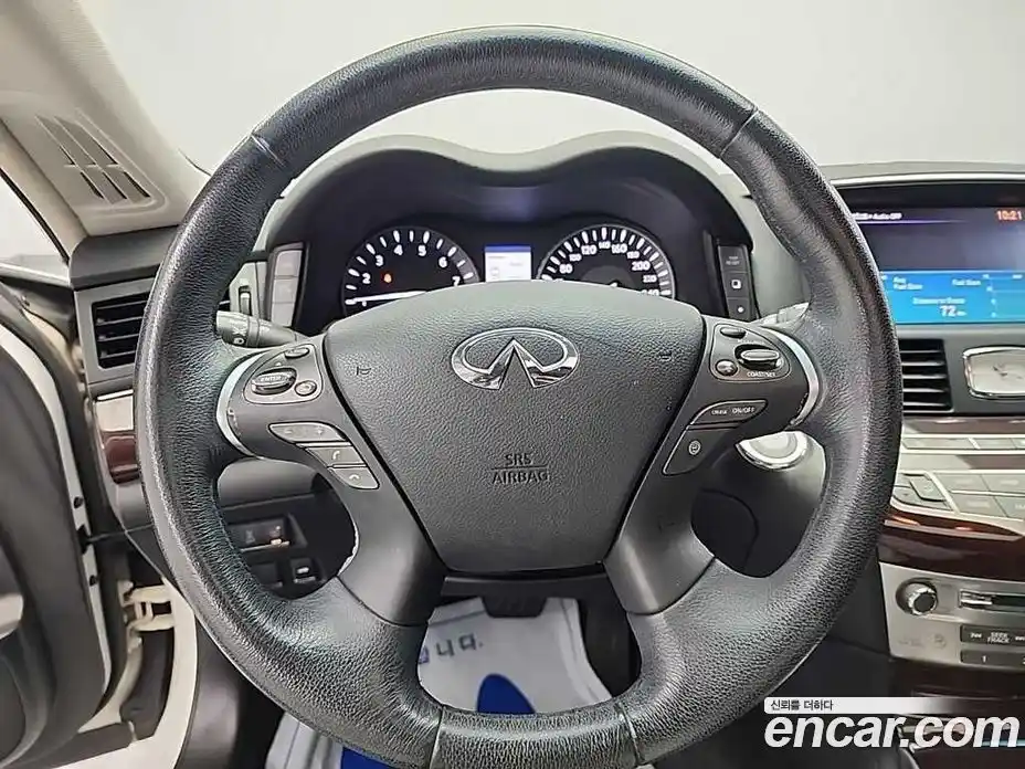 Infiniti M 2011 3.7 гидро в Москве № 1424580, фото 9