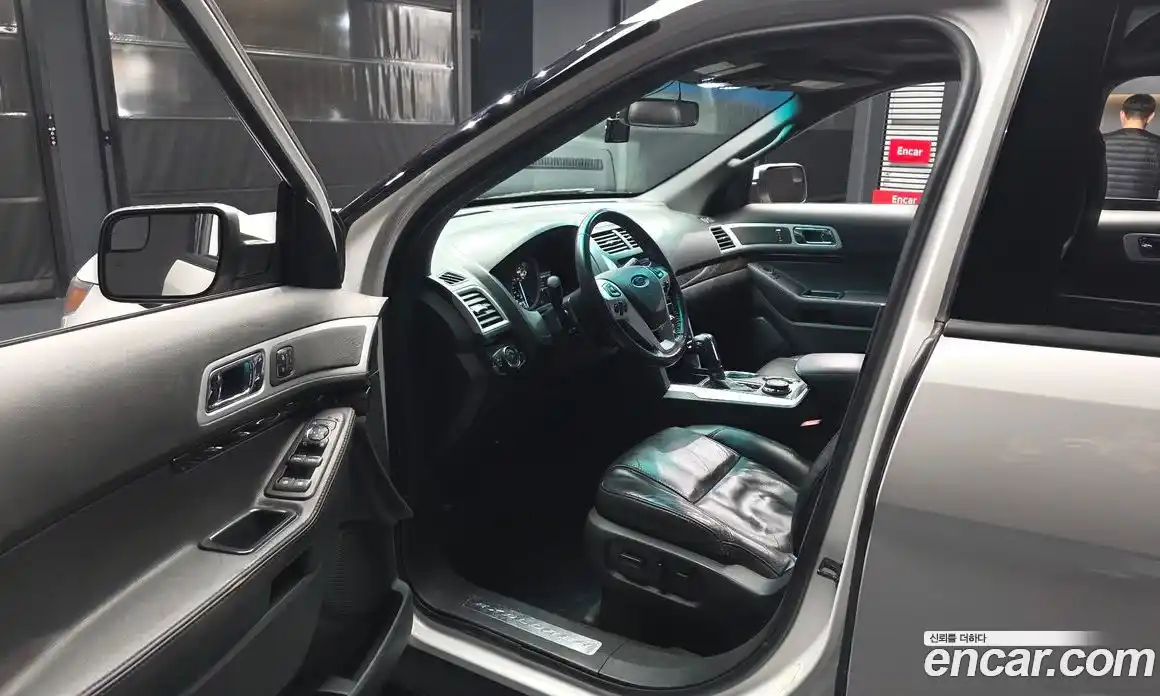 Ford Explorer 2013 3.5 гидро в Москве № 1424747, фото 10