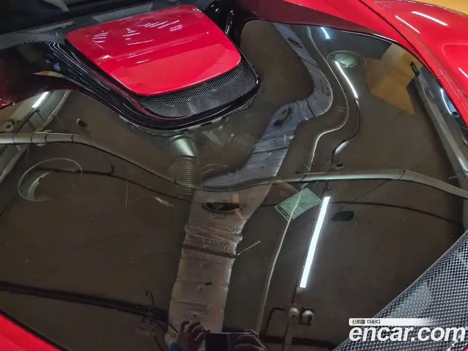 Ferrari 296 2024 3.0 гидро в Москве № 1424898, фото 18