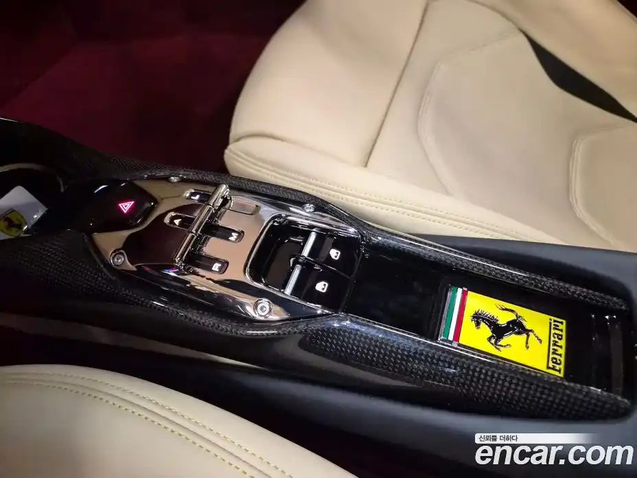 Ferrari 296 2024 3.0 гидро в Москве № 1424898, фото 7