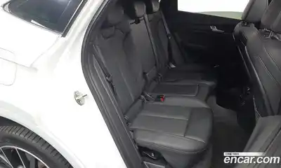 Audi Q5 2023 2.0 гидро в Москве № 162455, миниатюра 12