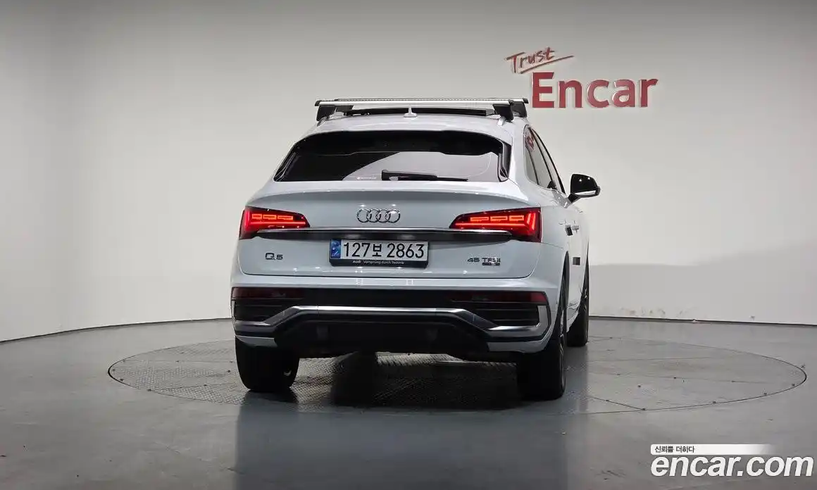 Audi Q5 2023 2.0 гидро в Москве № 162455, фото 4