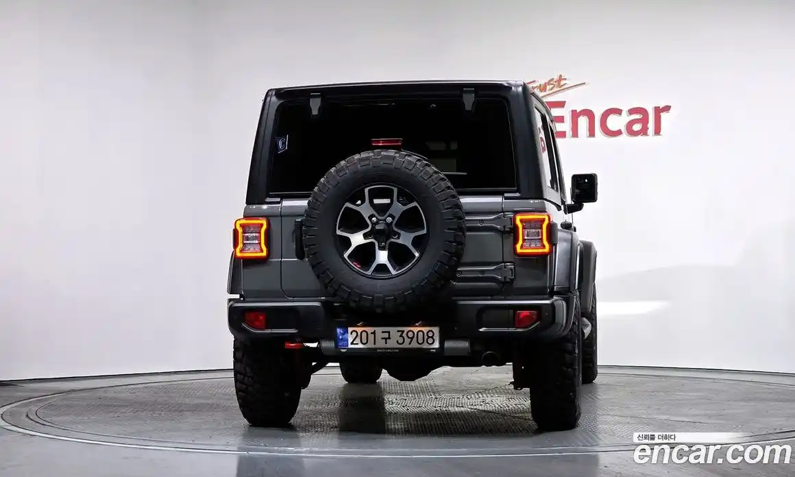 Jeep Wrangler 2023 2.0 гидро в Москве № 169455, фото 4