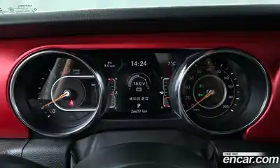Jeep Wrangler 2023 2.0 гидро в Москве № 169455, миниатюра 8