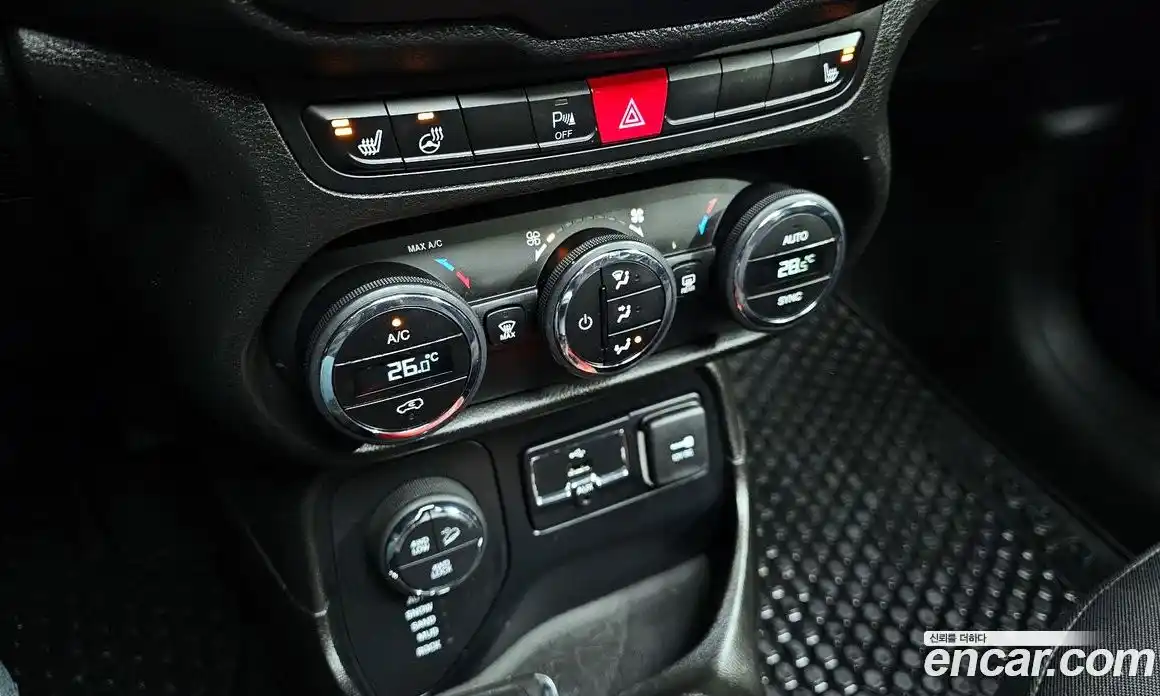 Jeep Renegade 2017 2.0 гидро в Москве № 169727, фото 17