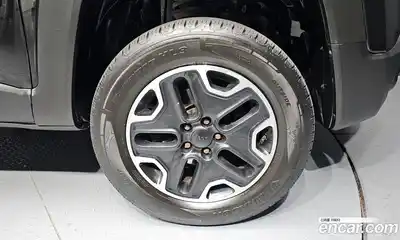 Jeep Renegade 2017 2.0 гидро в Москве № 169727, миниатюра 5