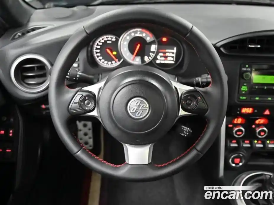 Toyota 86 2016 2.0 механика в Москве № 170329, фото 13