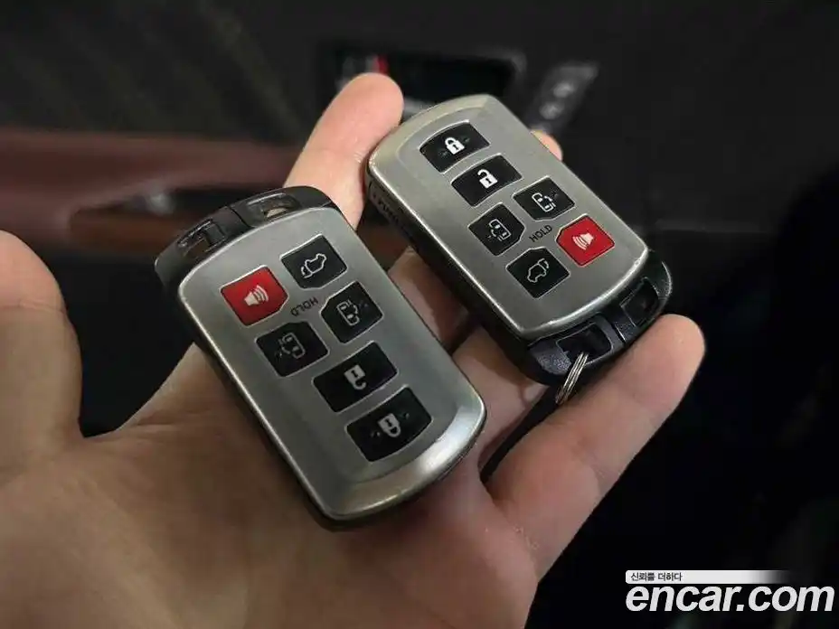 Toyota Sienna 2017 3.5 гидро в Москве № 170372, фото 19