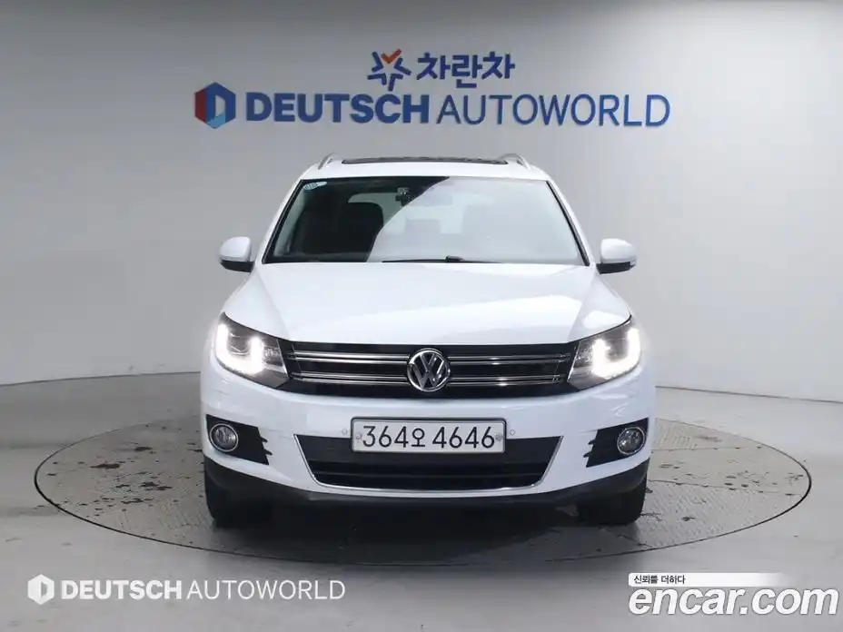 Volkswagen Tiguan 2015 2.0 гидро в Москве № 199313, фото 3