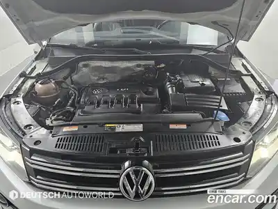 Volkswagen Tiguan 2015 2.0 гидро в Москве № 199313, миниатюра 6