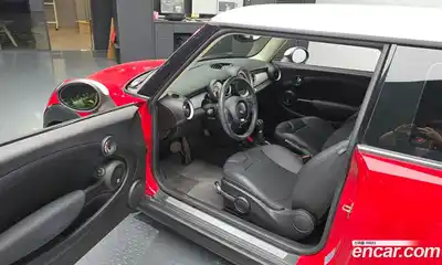 Mini Cooper 2013 2.0 гидро в Москве № 214387, миниатюра 10