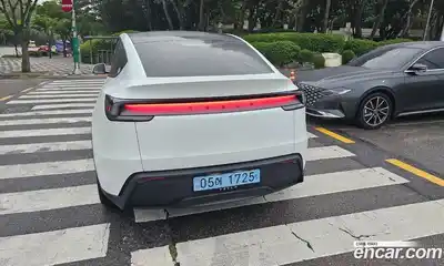 Tesla Model Y 2025 гидро в Москве № 214442, миниатюра 5